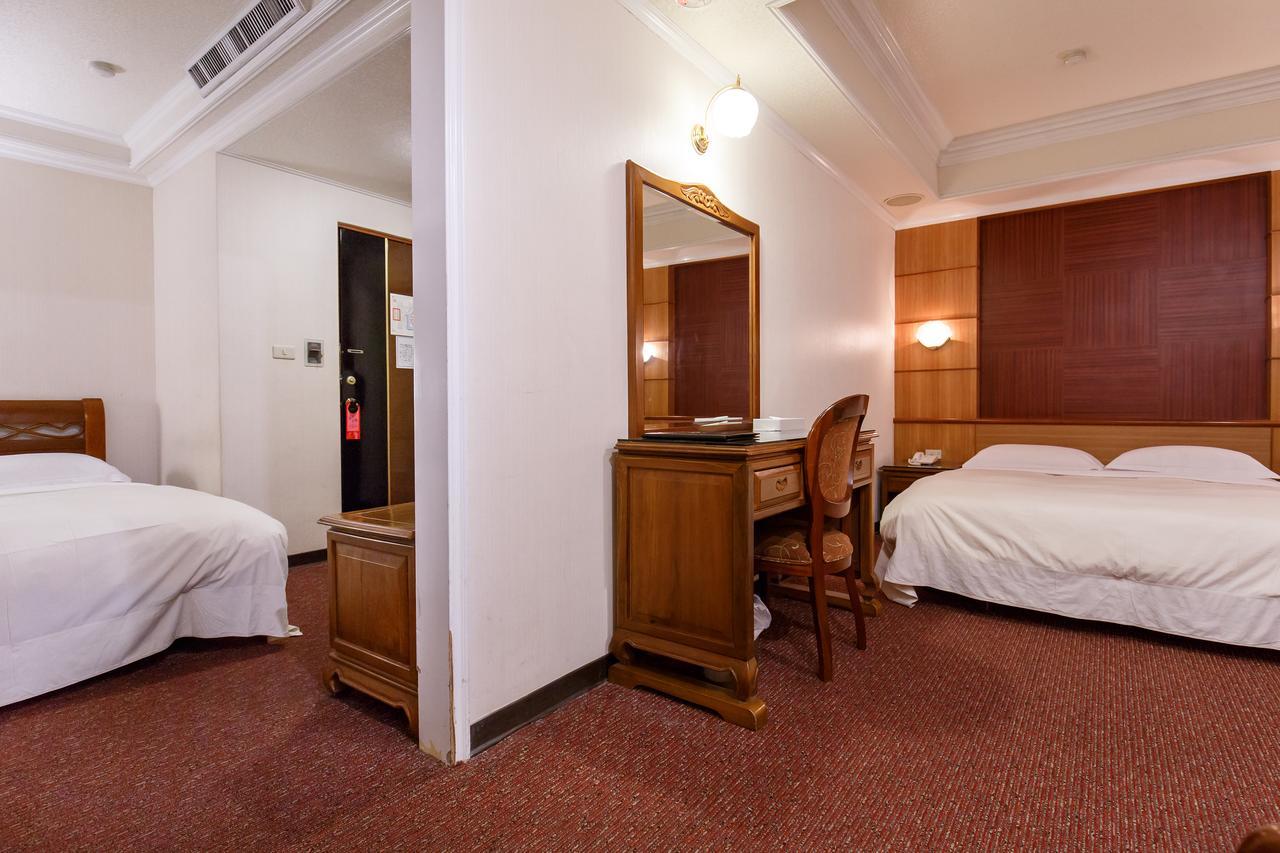 Champion Hotel Tajpej Buitenkant foto